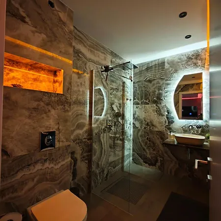 Bellagio Penthouse * Трогир