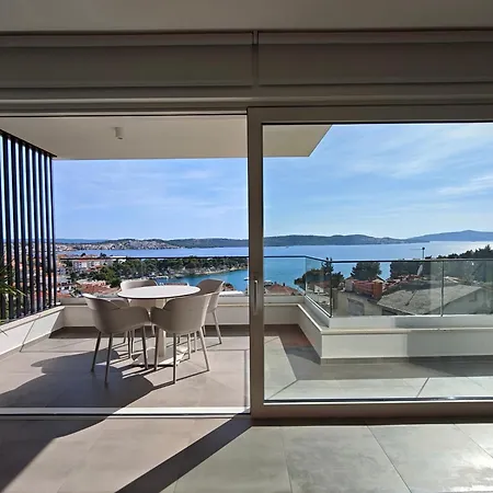 Bellagio Penthouse Apartment Trogir